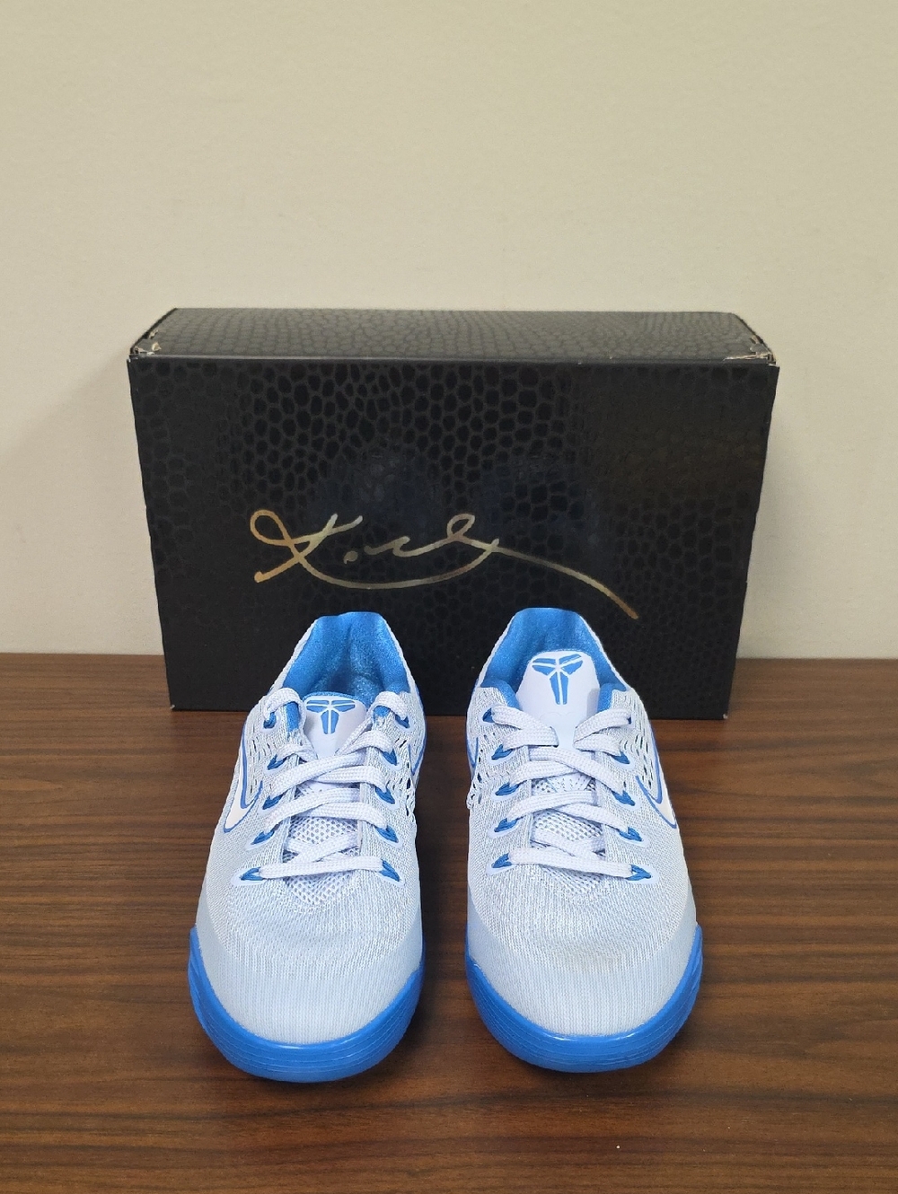 Nike Kobe IX Low EM (GS) "Hydrogen Blue" Women's 7/Youth 5.5 IM6642-400 New - Picture 3 of 9